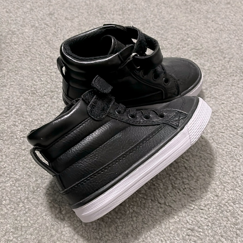 Brand new.  Children’s place. Toddler size 8